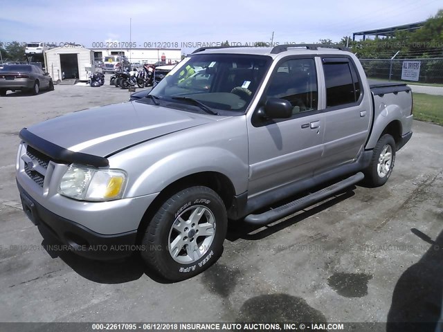 1FMZU67K95UA29899 - 2005 FORD EXPLORER SPORT TR  SILVER photo 2