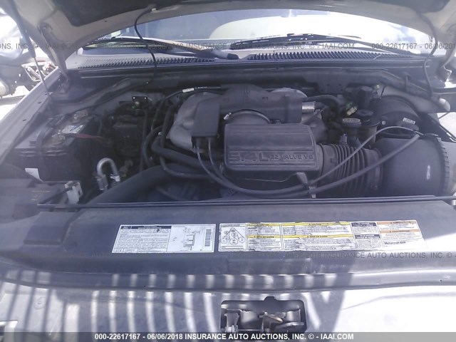 5LMPU28AXYLJ07930 - 2000 LINCOLN NAVIGATOR GRAY photo 10