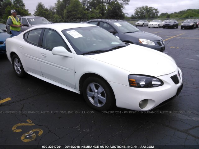 2G2WP552871195233 - 2007 PONTIAC GRAND PRIX WHITE photo 1