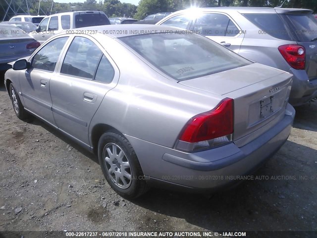 YV1RS61R922189069 - 2002 VOLVO S60 Qızıl foto 3