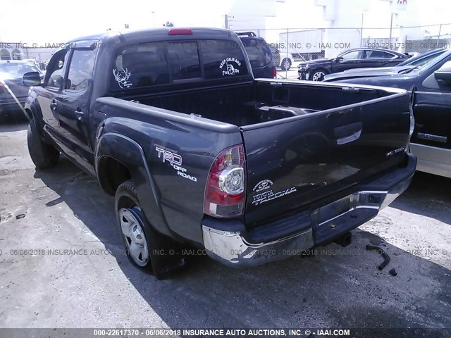 3TMLU42NX9M025001 - 2009 TOYOTA TACOMA DOUBLE CAB ნაცრისფერი ფოტო 3