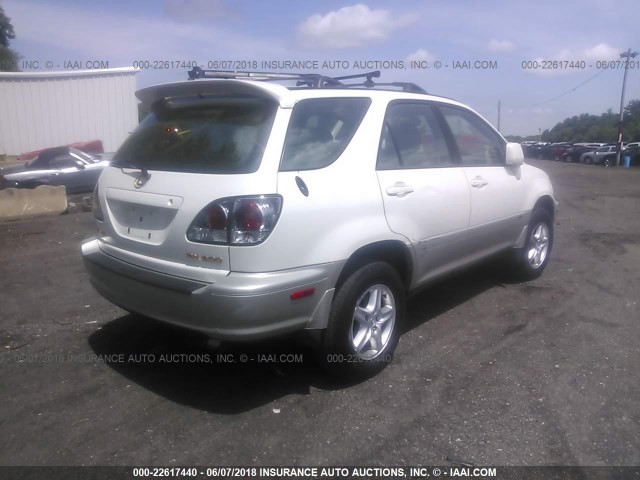 JTJHF10U020238845 - 2002 LEXUS RX 300 WHITE photo 4