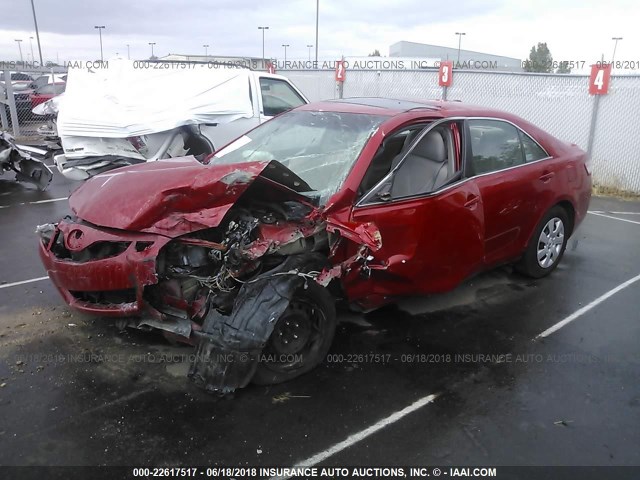 4T1BF3EK7AU097660 - 2010 TOYOTA CAMRY SE/LE/XLE RED photo 2