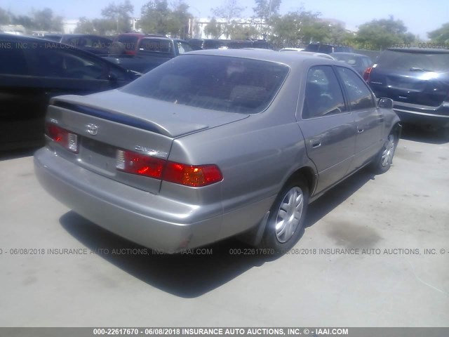 4T1BG22K91U095677 - 2001 TOYOTA CAMRY CE/LE/XLE ნაცრისფერი ფოტო 4