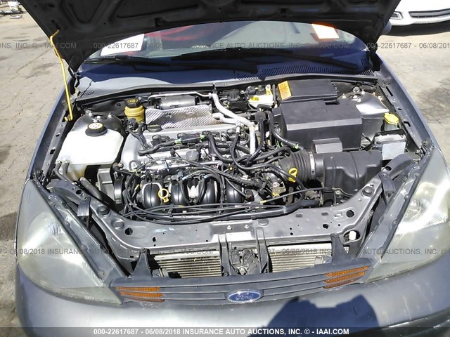 3FAFP31Z34R108404 - 2004 FORD FOCUS ZX3 GRAY photo 10