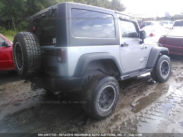 1C4AJWAG7DL666339 - 2013 JEEP WRANGLER SPORT SILVER photo 4