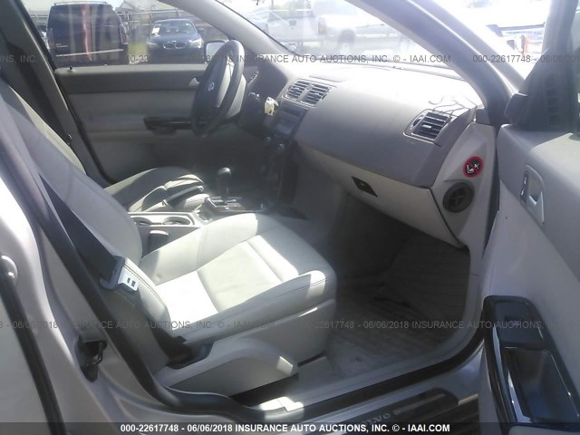 YV1MS382162161662 - 2006 VOLVO S40 2.4I 银色 照片 5