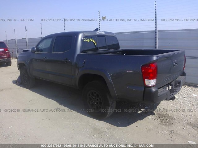 5TFAZ5CN7HX038584 - 2017 TOYOTA TACOMA DBL CAB/SR5/TRD SPORT/OR GRAY photo 3