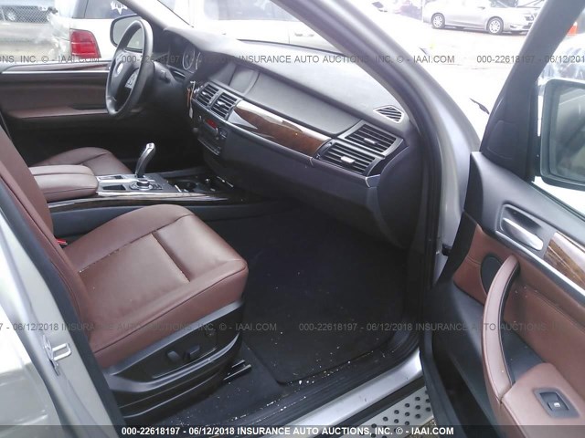 5UXZV4C53D0E13237 - 2013 BMW X5 XDRIVE35I Gümüş foto 5