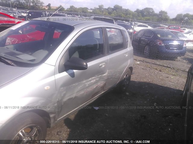 KL1TD626X5B329751 - 2005 CHEVROLET AVEO LS SILVER photo 6