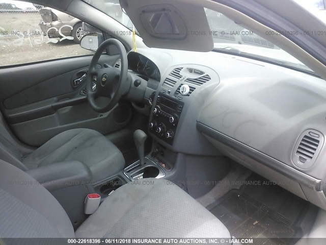 1G1ZS58F08F104853 - 2008 CHEVROLET MALIBU LS ვერცხლისფერი ფოტო 5