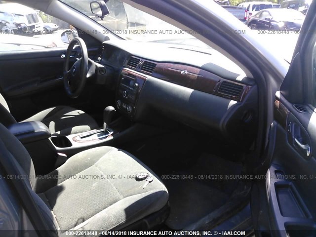 2G1WT58K979164621 - 2007 CHEVROLET IMPALA LT GRAY photo 5