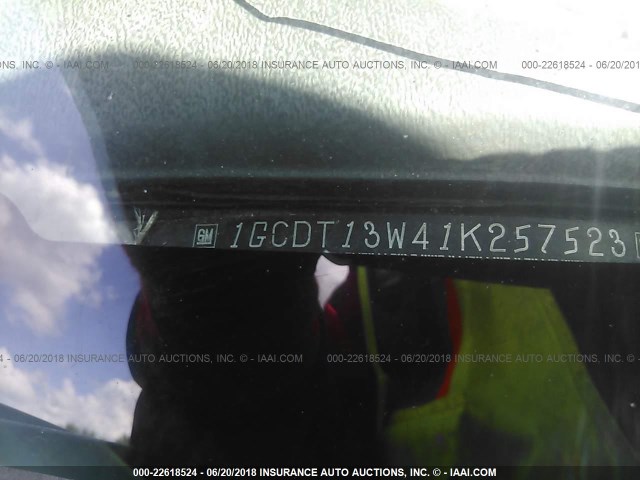 1GCDT13W41K257523 - 2001 CHEVROLET S TRUCK S10 BLUE photo 9
