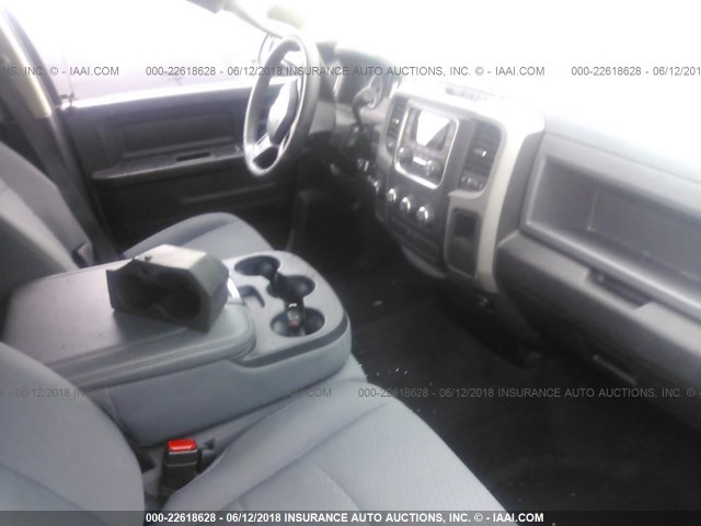 1C6RR7FT7FS757022 - 2015 RAM 1500 ST GRAY photo 5