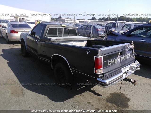 1GCCS14R6J2121062 - 1988 CHEVROLET S TRUCK S10 BLACK photo 3