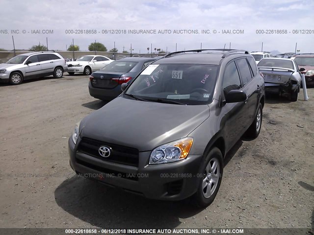 2T3ZF4DV8CW134399 - 2012 TOYOTA RAV4 BROWN photo 2