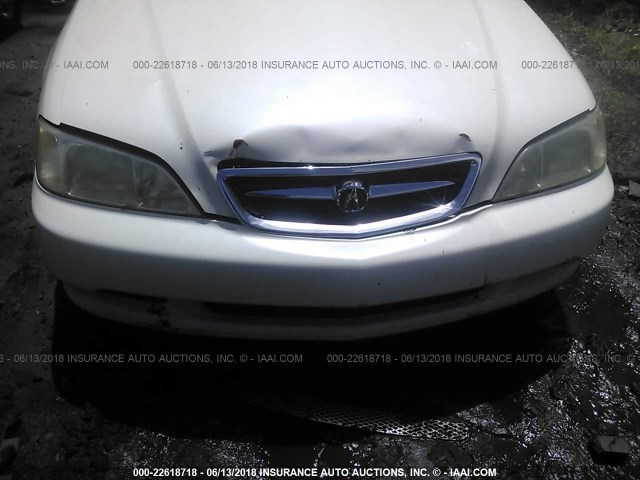 19UUA56681A027404 - 2001 ACURA 3.2TL WHITE photo 6