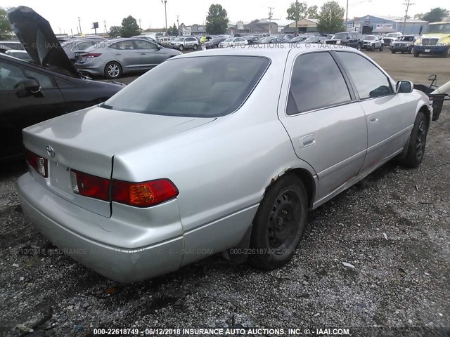 4T1BG22K01U111054 - 2001 TOYOTA CAMRY CE/LE/XLE SILVER photo 4