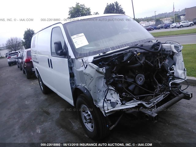 1GTW7AFF4H1126228 - 2017 GMC SAVANA G2500 WHITE photo 1