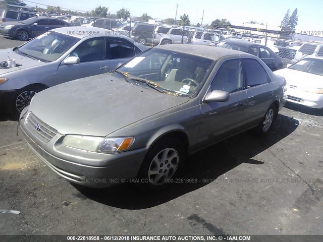 JT2BF22K8X0224752 - 1999 TOYOTA CAMRY LE/XLE Шампан түсті фото 2