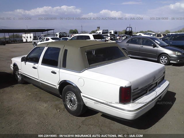 1LNLM81WXTY609603 - 1996 LINCOLN TOWN CAR EXECUTIVE WHITE photo 3
