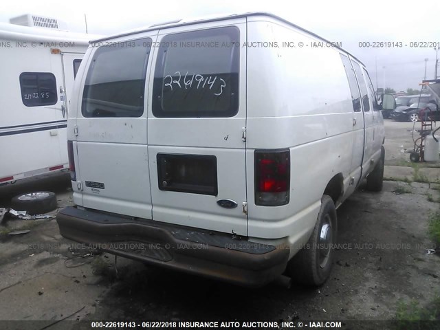 1FTNE24L02HA77687 - 2002 FORD ECONOLINE E250 VAN WHITE photo 4