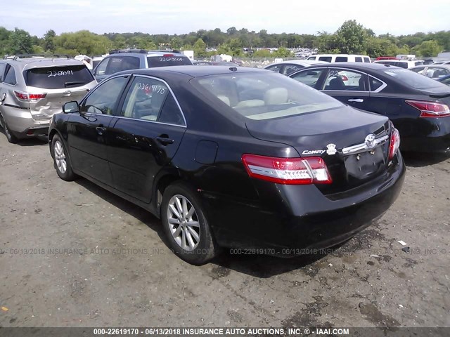 4T1BF3EK1BU143369 - 2011 TOYOTA CAMRY SE/LE/XLE 黑色 照片 3
