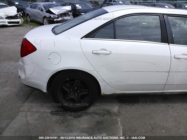 1G2ZG57B284116753 - 2008 PONTIAC G6 SE WHITE photo 6