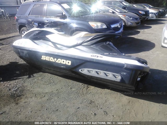 YDV07332B212 - 2012 SEADOO SEADOO GTX  RED photo 3