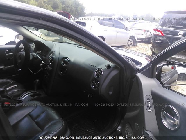 2G2WP552081111987 - 2008 PONTIAC GRAND PRIX BLACK photo 5