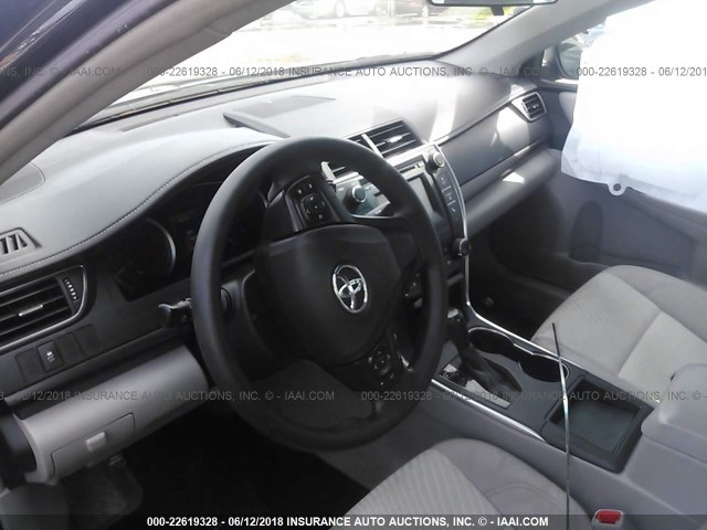 4T4BF1FK9GR549643 - 2016 TOYOTA CAMRY LE/XLE/SE/XSE BLACK photo 5