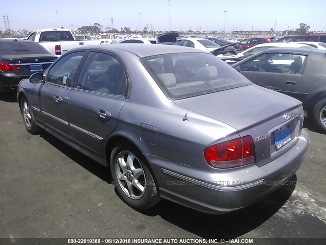 KMHWF35H85A157989 - 2005 HYUNDAI SONATA GLS/LX GRAY photo 3