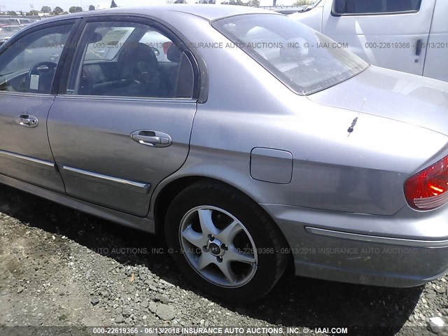 KMHWF35H85A157989 - 2005 HYUNDAI SONATA GLS/LX GRAY photo 6