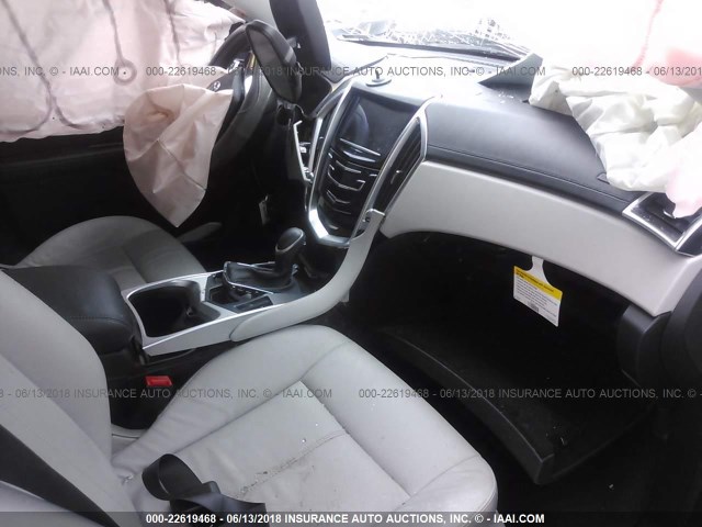3GYFNAE37FS640769 - 2015 CADILLAC SRX WHITE photo 5