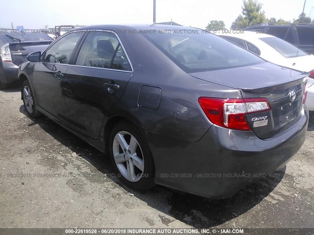 4T1BF1FK3EU371235 - 2014 TOYOTA CAMRY L/SE/LE/XLE 海军蓝 照片 3