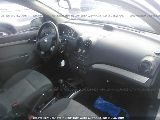 KL1TD66E09B378609 - 2009 CHEVROLET AVEO LS/LT 银色 照片 5