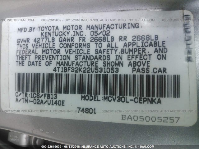 4T1BF32K22U531053 - 2002 TOYOTA CAMRY LE/XLE/SE ნაცრისფერი ფოტო 9