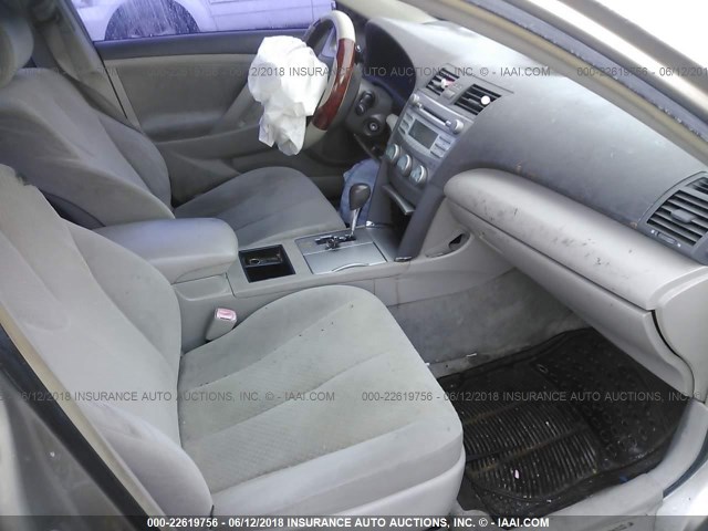 JTNBE46K273008969 - 2007 TOYOTA CAMRY NEW GENERAT CE/LE/XLE/SE GOLD photo 5