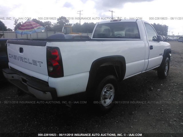 1GCHC24U47E190269 - 2007 CHEVROLET SILVERADO C2500 HEAVY DUTY WHITE photo 4