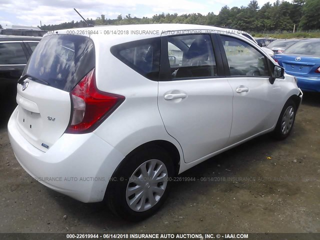 3N1CE2CP4FL374306 - 2015 NISSAN VERSA NOTE S/S PLUS/SV/SL/SR WHITE photo 4