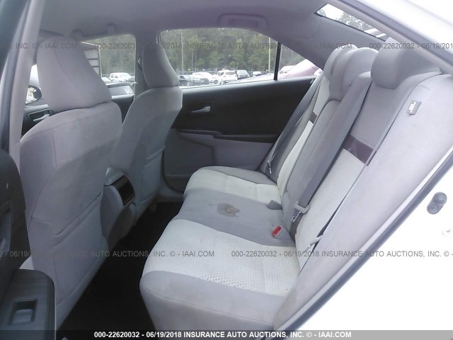 4T1BF1FK5CU537171 - 2012 TOYOTA CAMRY SE/LE/XLE WHITE photo 8