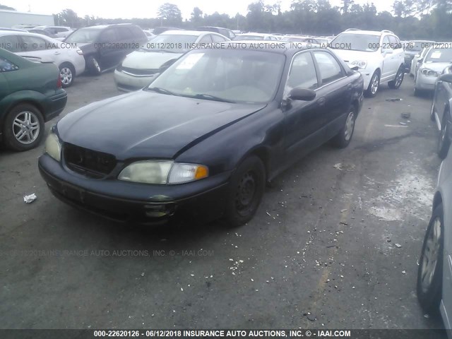 1YVGF22C4W5722108 - 1998 MAZDA 626 DX/LX BLACK photo 2