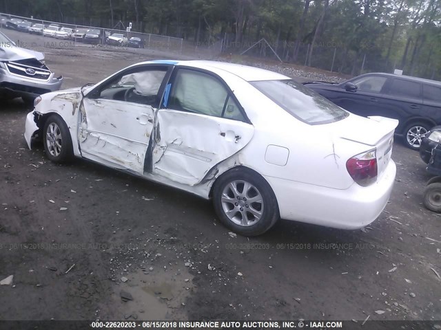 4T1BF30K15U617011 - 2005 TOYOTA CAMRY LE/XLE/SE 白色 照片 3