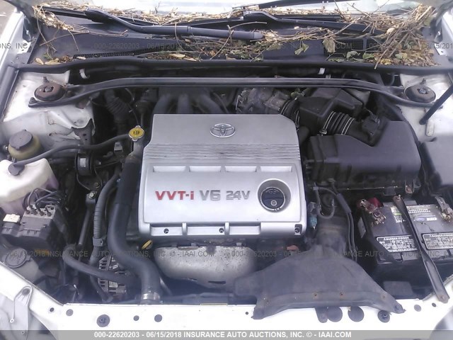 4T1BF30K15U617011 - 2005 TOYOTA CAMRY LE/XLE/SE 白色 照片 9