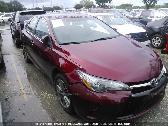 4T1BF1FK3GU516454 - 2016 TOYOTA CAMRY LE/XLE/SE/XSE RED photo 1