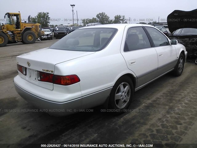 JT2BG22K310570244 - 2001 TOYOTA CAMRY CE/LE/XLE WHITE photo 4