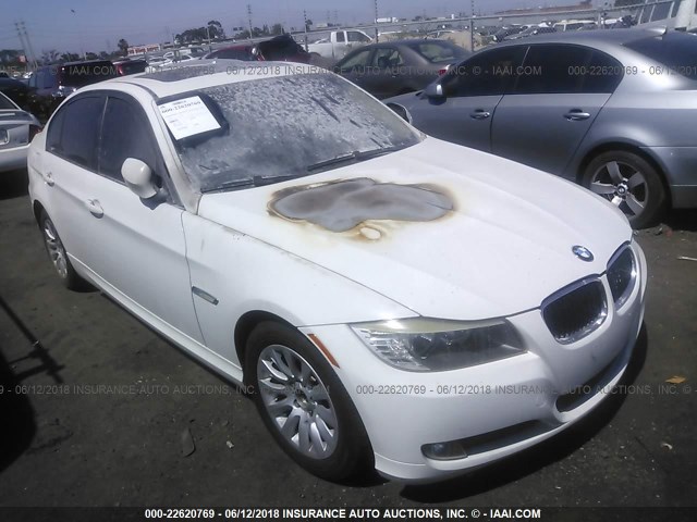 WBAPH53549A434406 - 2009 BMW 328 I SULEV WHITE photo 1