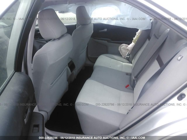 4T4BF1FK2CR224536 - 2012 TOYOTA CAMRY SE/LE/XLE ვერცხლისფერი ფოტო 8