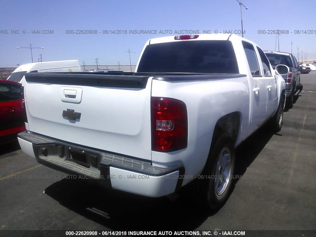 3GCEC13C08G247986 - 2008 CHEVROLET SILVERADO C1500 WHITE photo 4