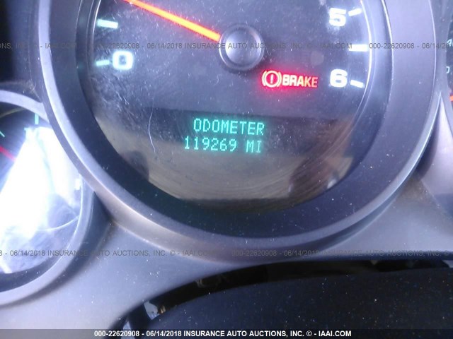 3GCEC13C08G247986 - 2008 CHEVROLET SILVERADO C1500 WHITE photo 7